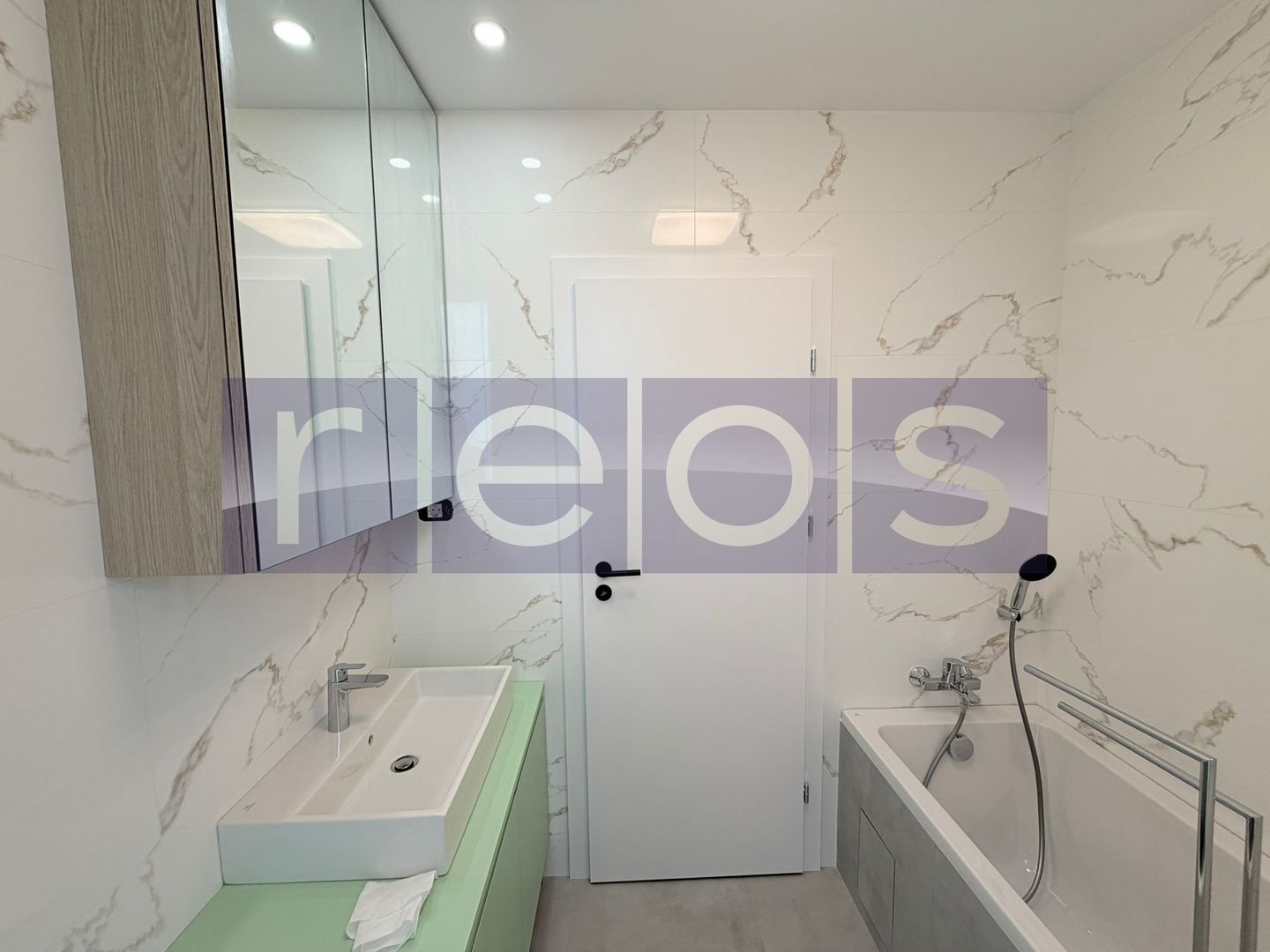 VANZARE APARTAMENT 3 CAMERE | MOBILAT SI UTILAT LUX | PARCARE | PIPERA - Poză 24
