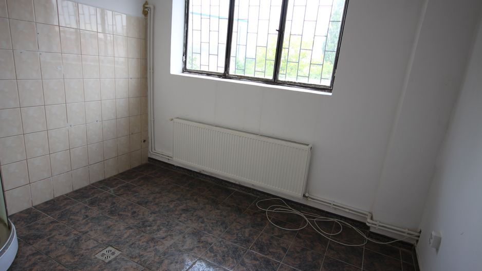 Spațiu industrial  600  mp în zona Sud - Poză 9