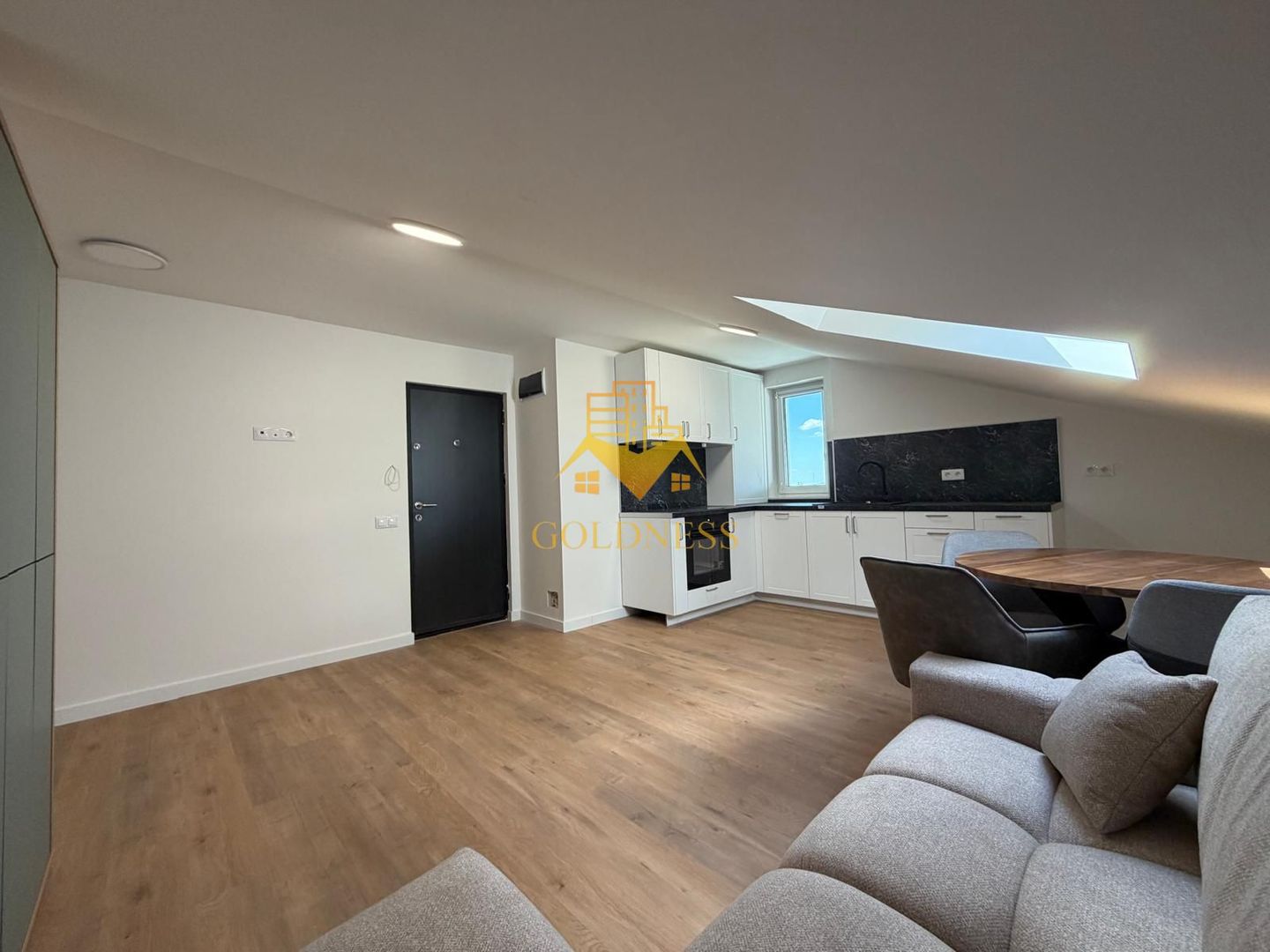 2 camere Modern Bloc Nou Mansarda Cartierul Europa zona Eugen Ionesco - Poză 1