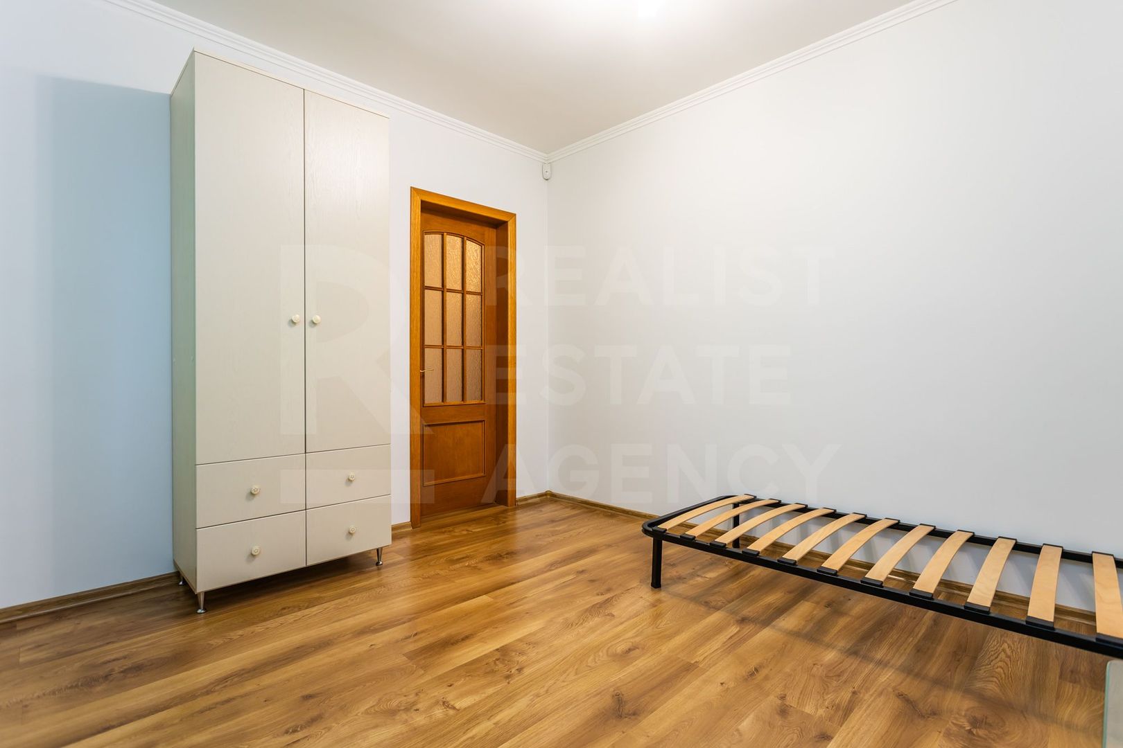 Chirie, casă, 3 camere, strada Sergiu Radautanu Codru - Poză 19