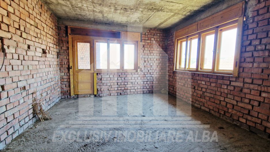 Casa individuala | 250 mp | 2457 mp teren | Sanmiclaus - Poză 11