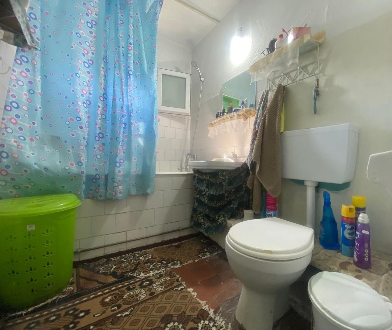 Vanzare apartament cu 3 camere , decomandat in Targoviste- Micro 12 - Poză 8