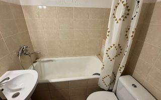 Garsoniera Podu Ros 10 min Centru Palas Mall - Poză 10