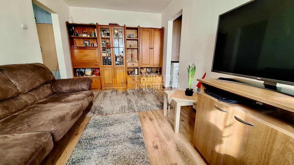 Apartament 2 Camere Zona Frumoasa -Parter Inalt -Bloc 1984 - Poză 1