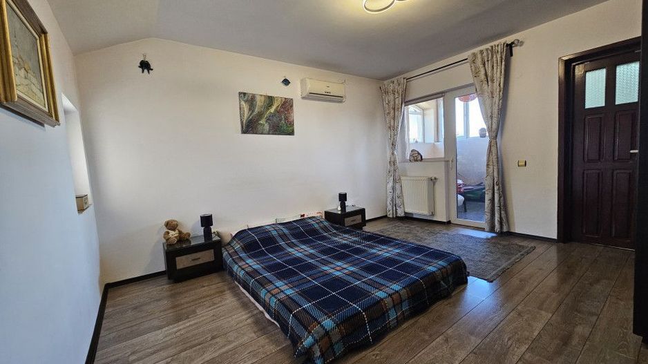 Vilă P +M în centrul orașului Otopeni, 7 + camere, anexe apartament - Poză 15