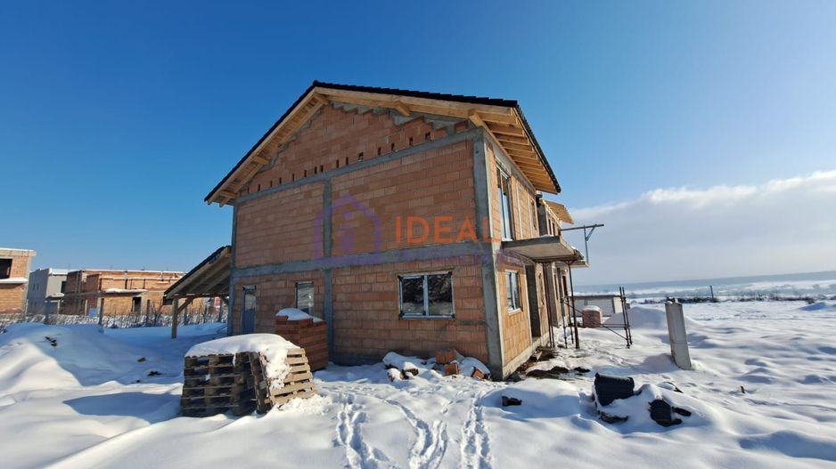 Casa Single cu teren in zona Bazinul de Apa - Poză 3