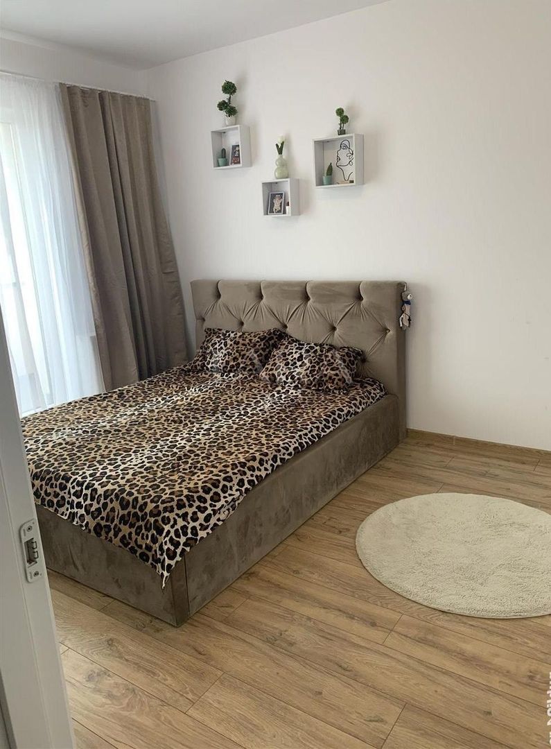 Apartament 2 camere, ultimul etaj, panoramă superbă,  balcon 10 mp - Poză 5