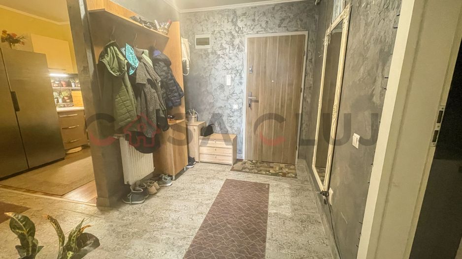 Apartament cu terasa generoasa si cu loc de parcare in subteran - view superb - Poză 12