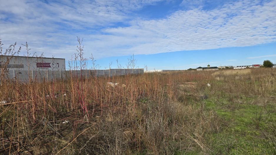 Teren intravilan 826mp langa Dedeman Giurgiului, strada Tiparnitei - Poză 1