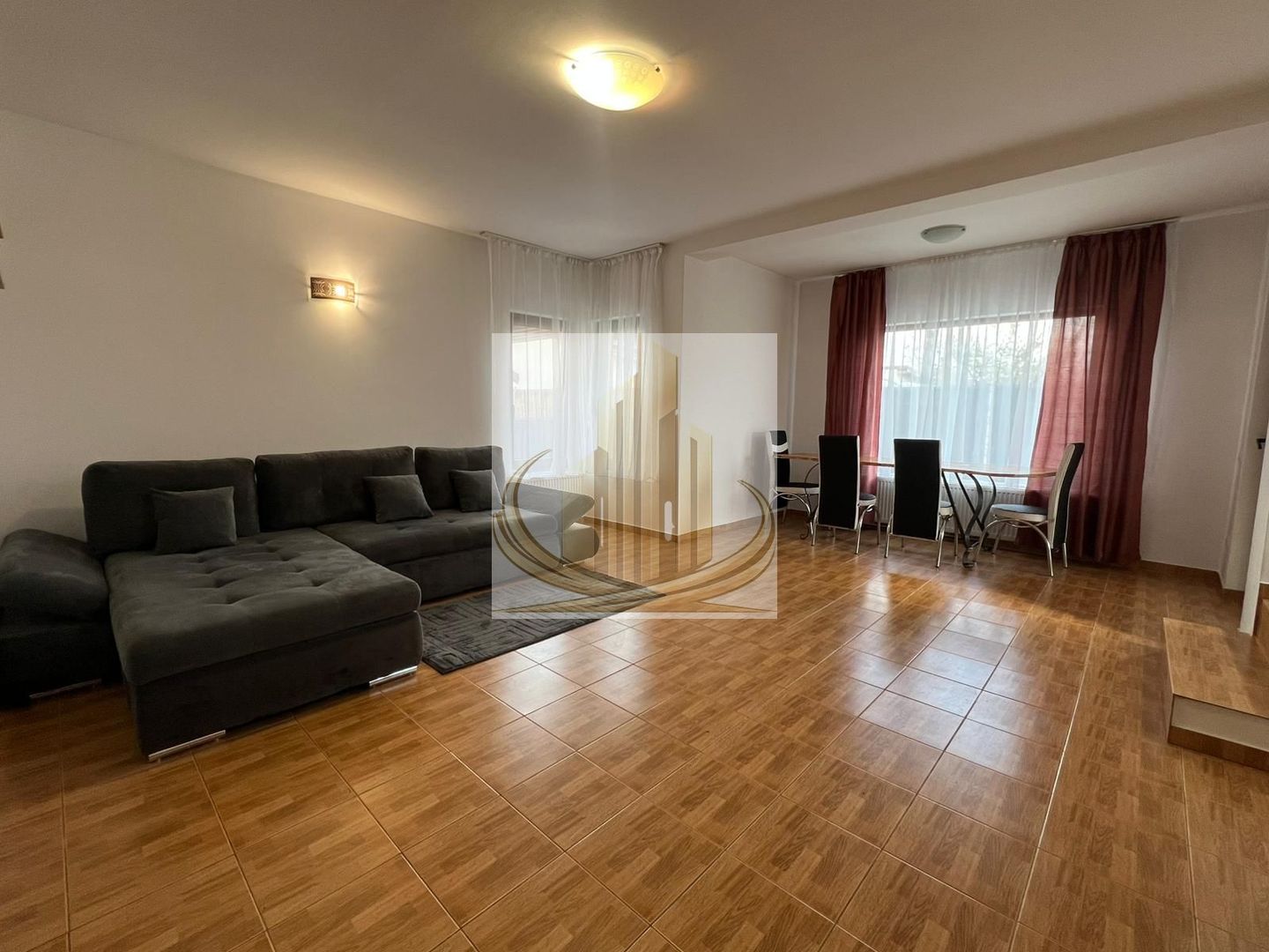 Casă individuală, 115 mp – Dumbrăvița, zonă liniștită, aproape de lac - Poză 1