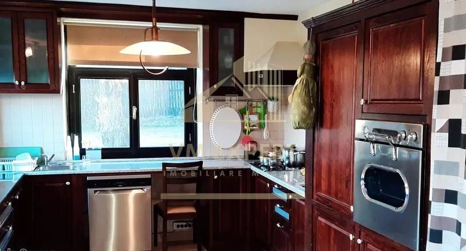 VILA 8 CAMERE, TEREN 1294 MP + 2712 MP PADURE, CAMPULUNG - Poză 7