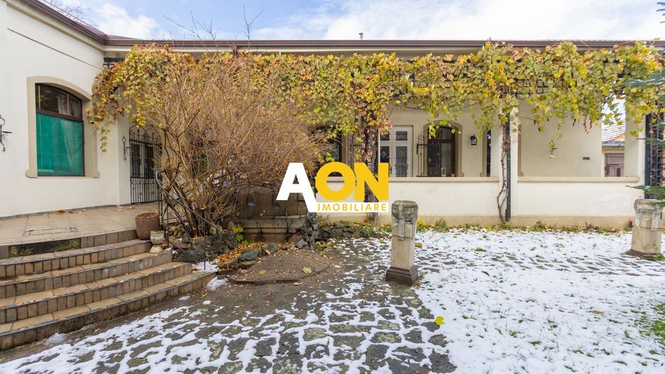 Casa din secolul XIX, ultrafinisata, ultracentral, 855 mp teren - Poză 22