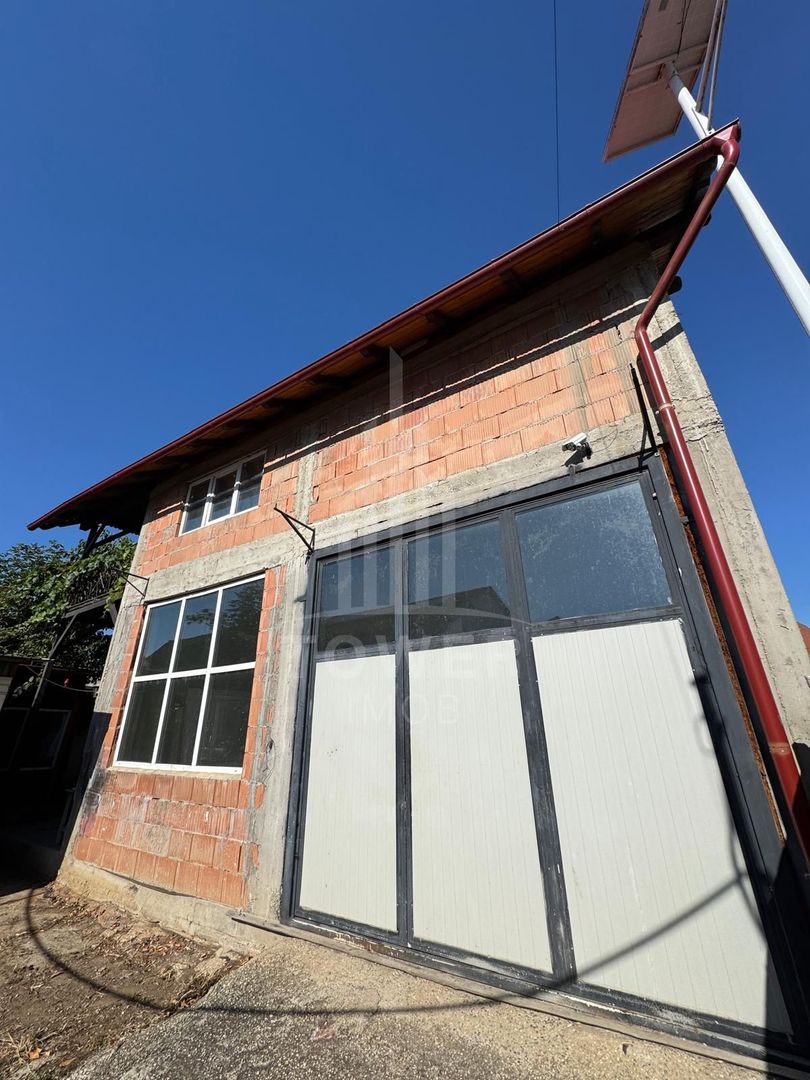 Două case la roșu în curte – Zona turistică Ocna Sibiului - Poză 8