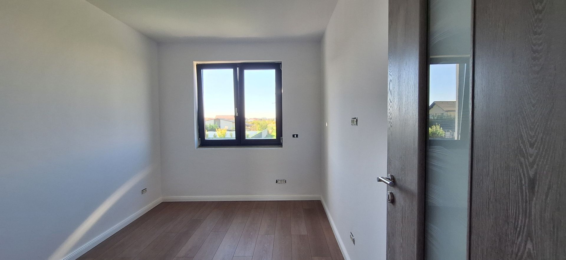 Duplex la cheie cu 5 camere - Poză 13
