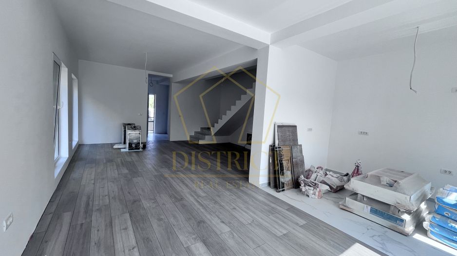 Duplex modern cu 4 camere si dressing I Mosnita Noua - Poză 2