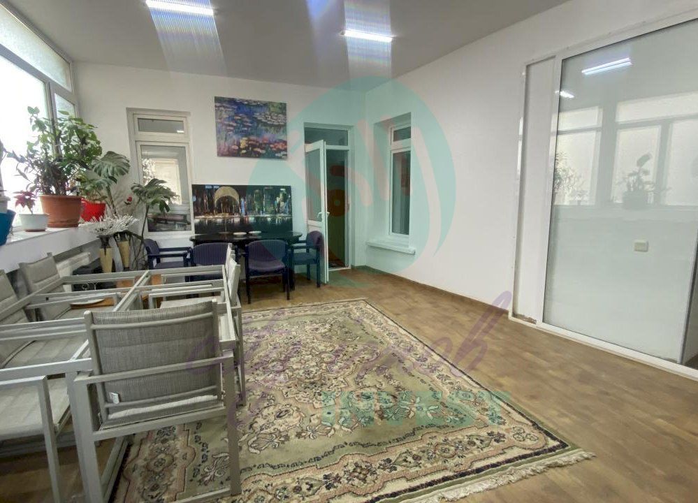 Casa renovata adiacent Dacia si Stefan cel Mare - Poză 9