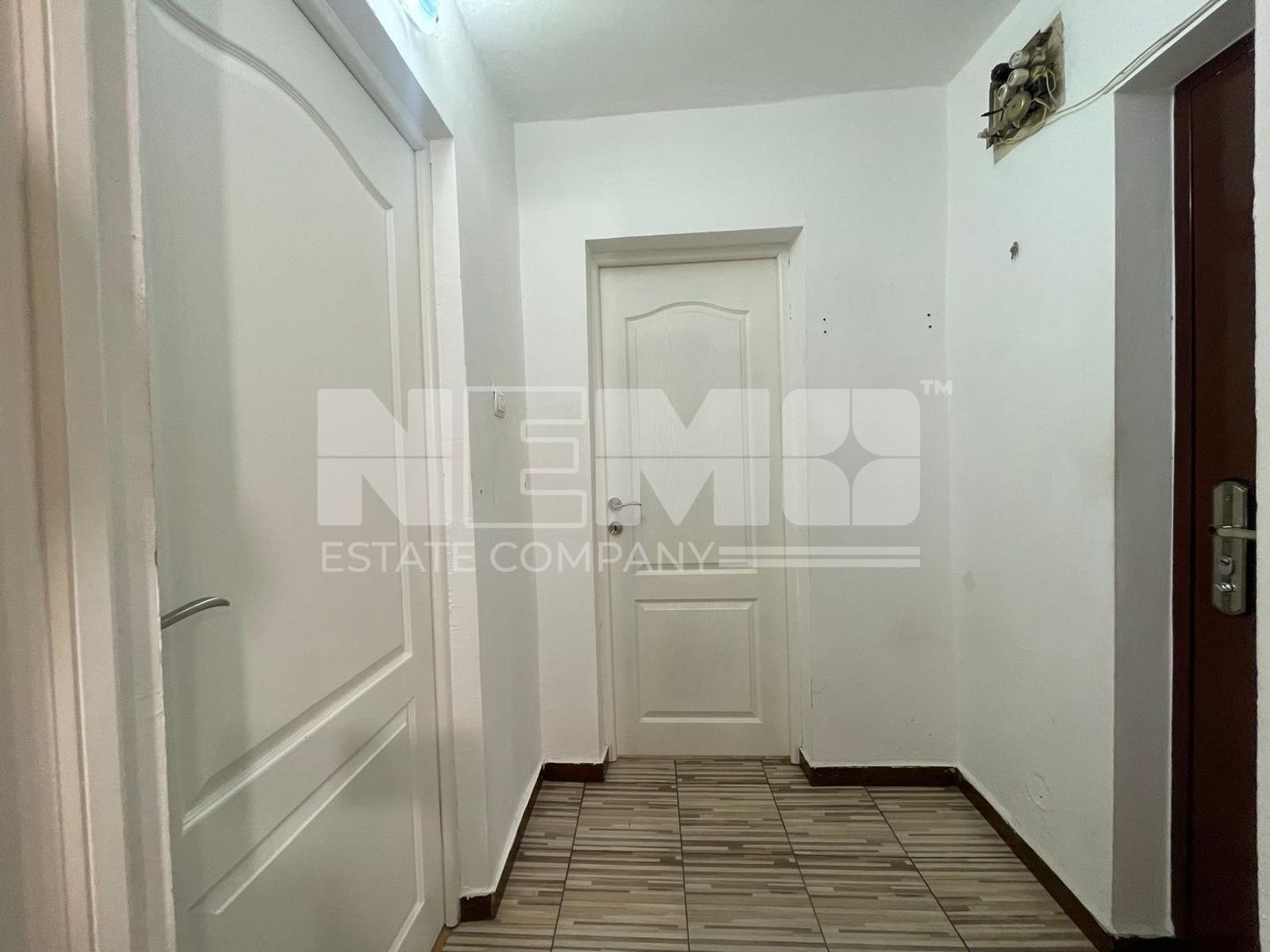 GARSONIERA SPATIOASA CU BALCON INCHIS | ZONA LINISTITA | RADAUTI - Poză 4