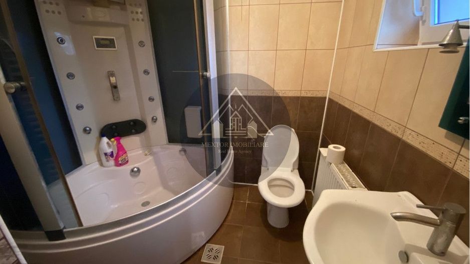 Casă cu 5 camere, Medias - Poză 11