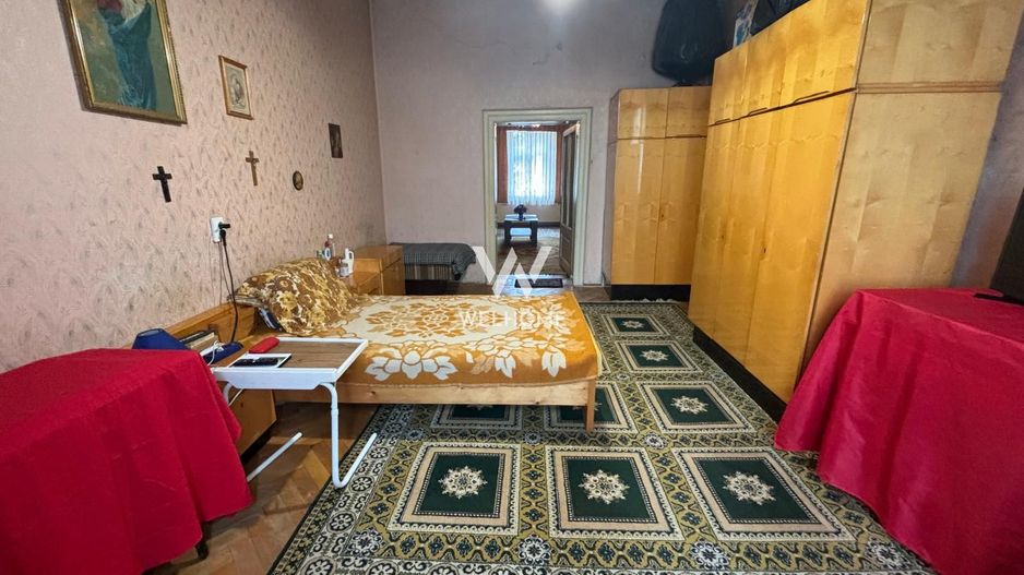 Oportunitate investitie, central , cu pivniță și pod - Poză 6