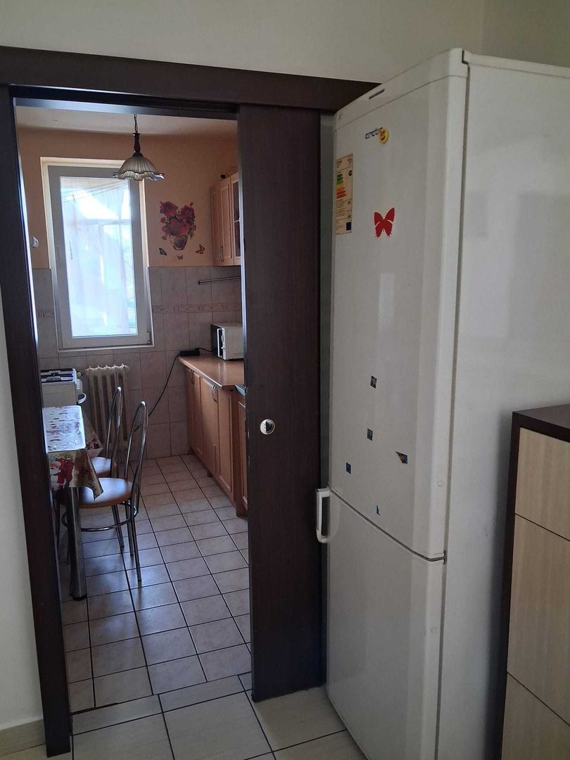 Cetatii | 2 Camere | Etaj Intermediar | Mobilat si Utilat | Boxa in CF - Poză 4