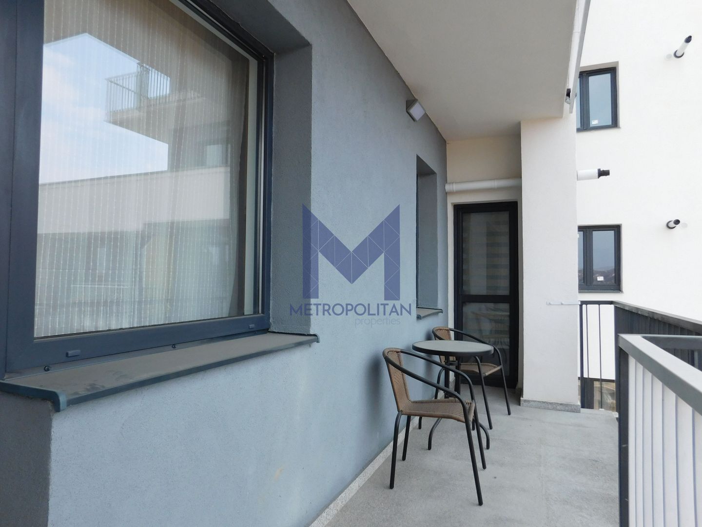 Apartament 2 camere, Borhanci, parcare inclusă - Poză 3