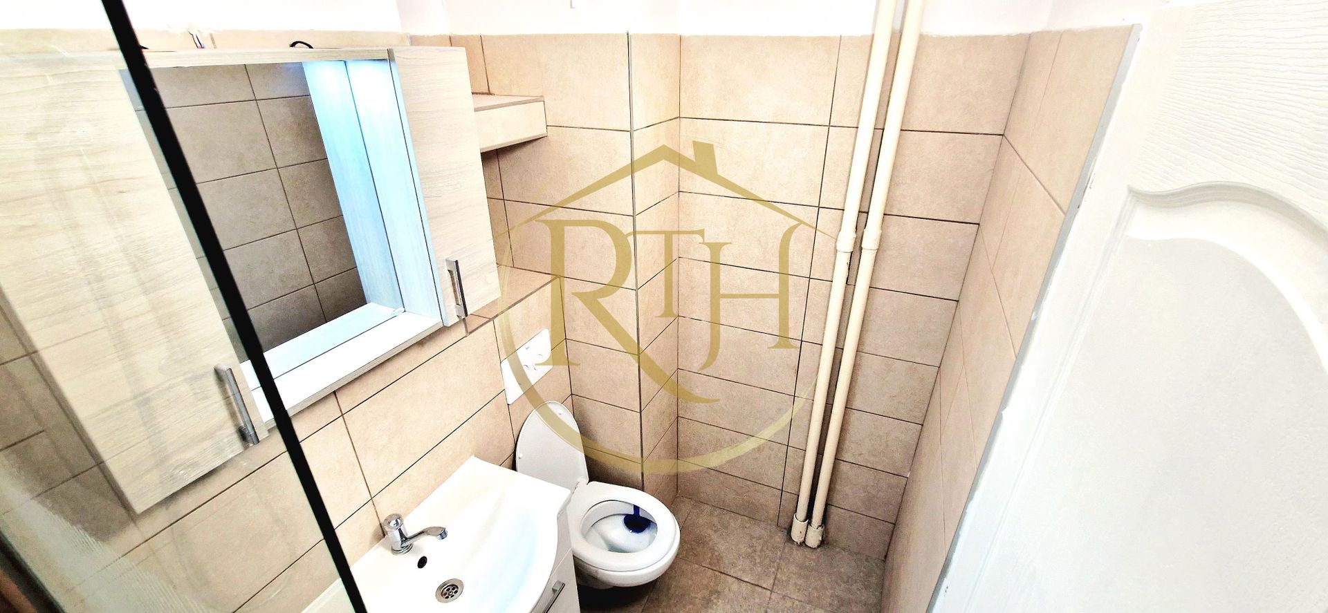 Inchiriez apartament modern cu 2 camere –zona Circumvalatiunii-Complex Favorit - Poză 16