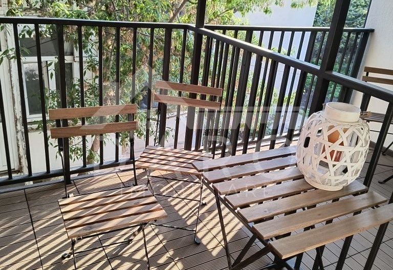 Ap cu 2 camere in centru, decomandat - Poză 3