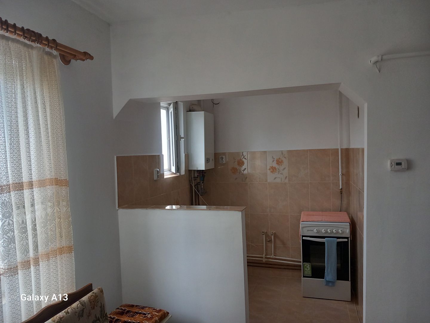 BRASADAS vinde ap 2 cam 33mp CARAMIDA la etajul 4 în Micro 14. - Poză 3