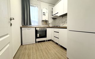 Apartament cu 3 camere la prima inchiriere! - Poză 3