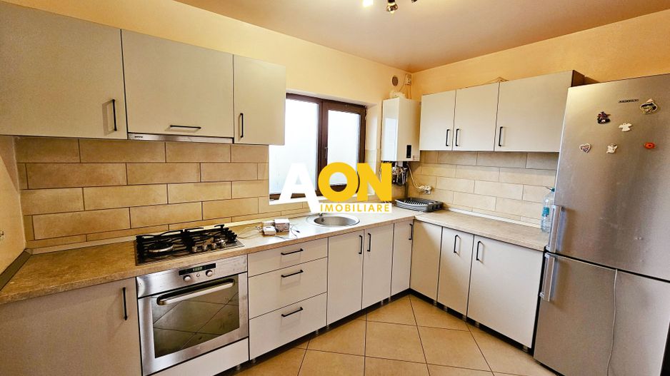 1/2 Duplex, S+P+M, 4 camere, garaj, Cetate - Poză 5