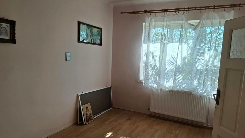Apartament 2 camere la casa in imobil cu 2 apartamente - Poză 8
