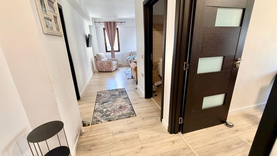 Apartament  de vanzare cu 2 camere in Alba Iulia zona Arex - Poză 2