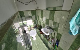Casa 7 camere 3 bai 2 intrari Zona Garii - Poză 25