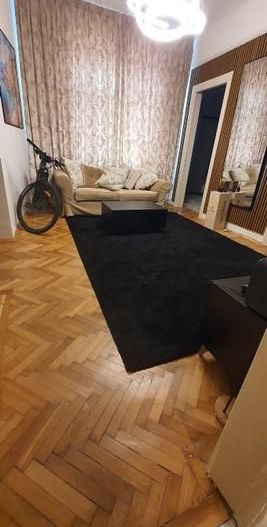 De vanzare Apartament 3 camere in vila, Hala Traian- Mantuleasa - Poză 5