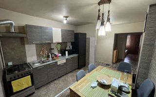 Sagului-Dambovita | 3 Camere | Decomandat | Bloc Izolat. - Poză 3