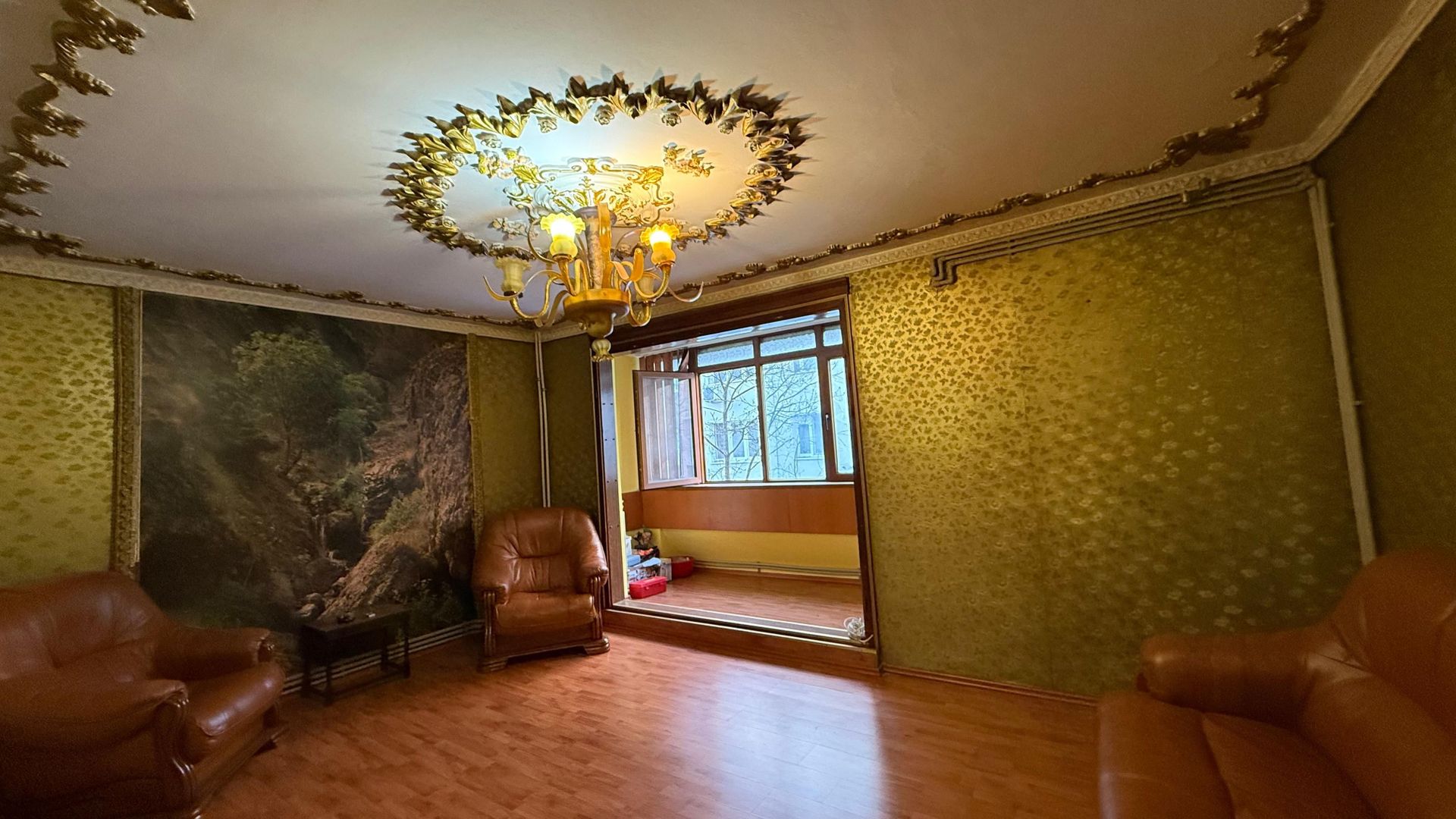 Apartament 3 camere cu centrală proprie Drumul Taberei - Poză 1