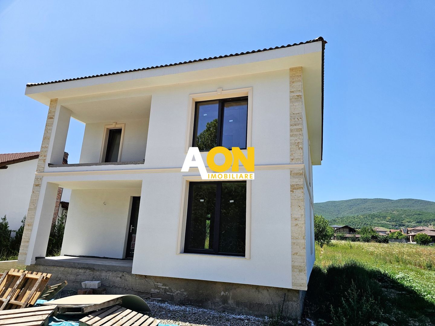 Casa noua, 4 camere, 700 mp teren, toate utilitatile, Micesti - Poză 2