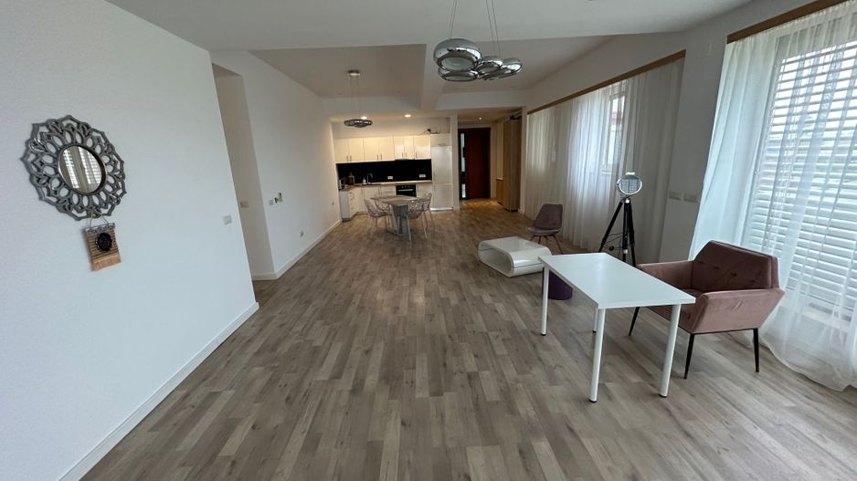 Luxury Penthouse - Poză 16