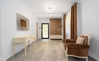 Ocazie rară: Casă în zona Spitalului Municipal Roman - Poză 3