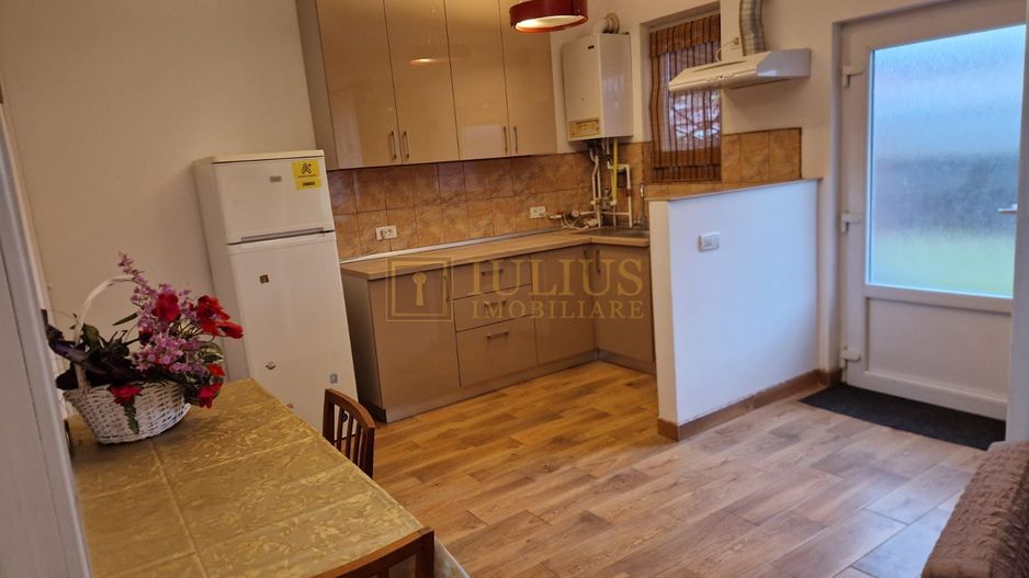 2 camere, parter-la curte, Brancoveanu, centrala proprie - Poză 6