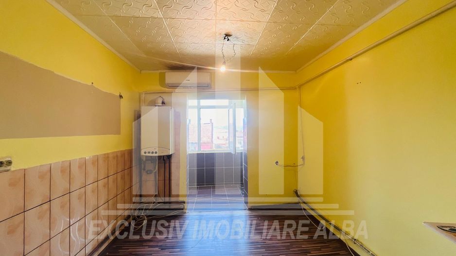 Apartament cu 2 camere decomandate la etajul 1, Santimbru - Poză 3
