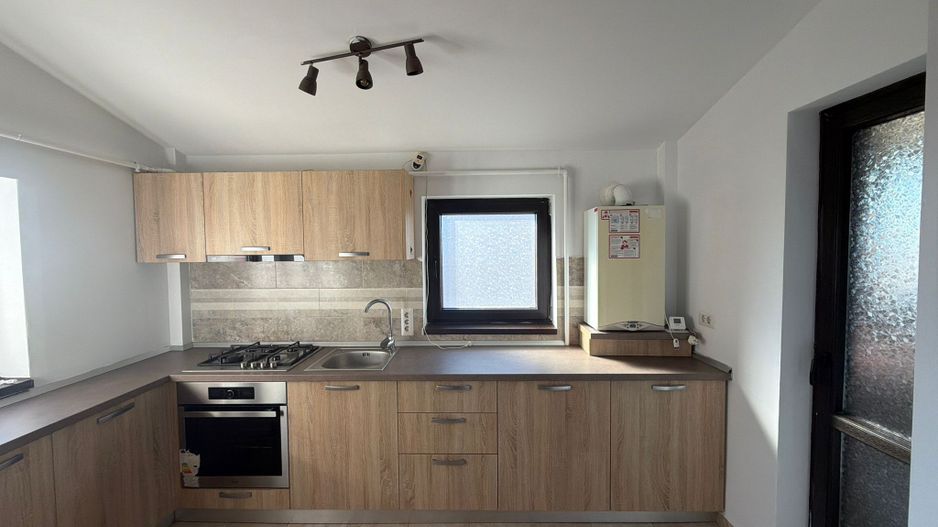 Apartament 2 camere Bragadiru Loc de Parcare - Poză 16
