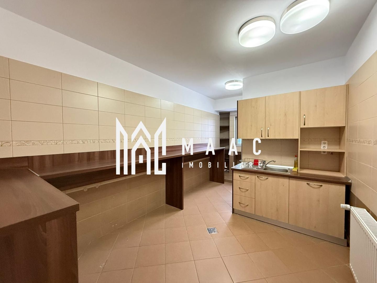 Spatiu de birouri I 186 mpu I Etajul 1 I Zona Sub arini - Poză 3