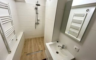 Apartament cu 2 Camere, Etaj Intermediar, Zonă Ultracentrală - Poză 11
