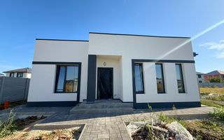 Casa individuala / Teren 469 mp / 4 Camere / La bulevard - Poză 1