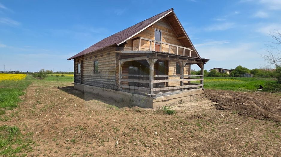 Cabana de vânzare din lemn masiv Mihăilești | 400 mp teren -Potențial investiție - Poză 2
