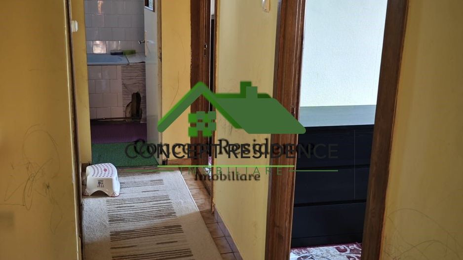Vand apartament 4 camere, Republicii zona Liceul Sportiv - Poză 9