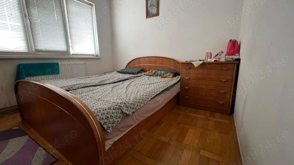 3 camere decomandat Calea Sagului etaj 1 - Poză 2