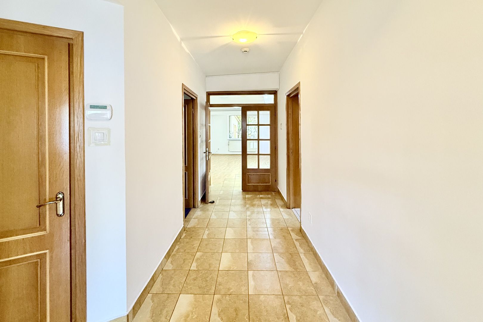 Casă practică, cu curte și parcare, în zona centrală - Parcul Carol - Poză 12