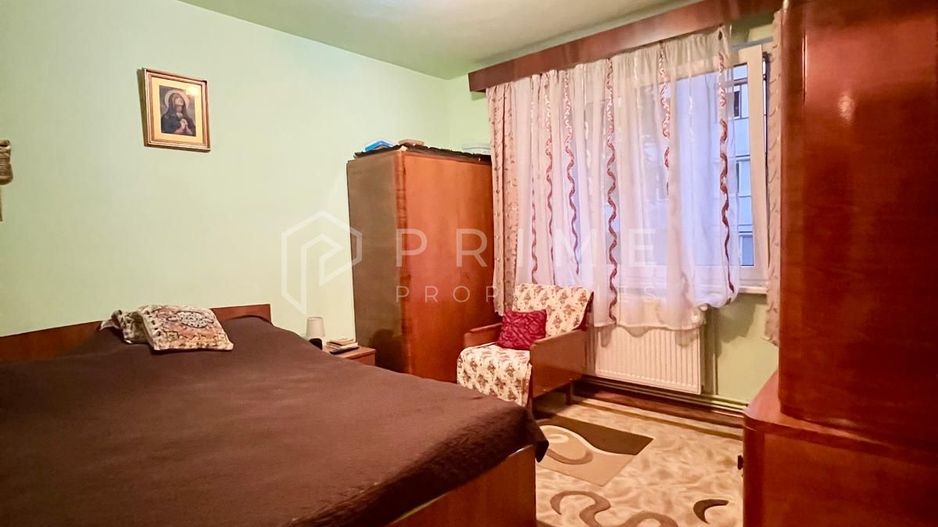 Apartament 3 camere, etaj 1/4, strada Banat, Tudor - Poză 4